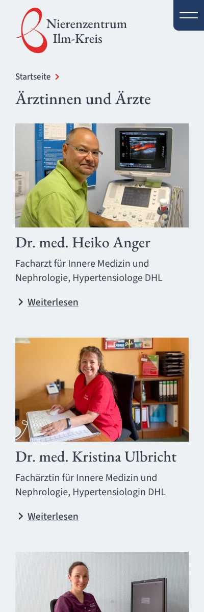 Screenshot der Website für Nierenzentrum Ilm-Kreis auf dem Smartphone